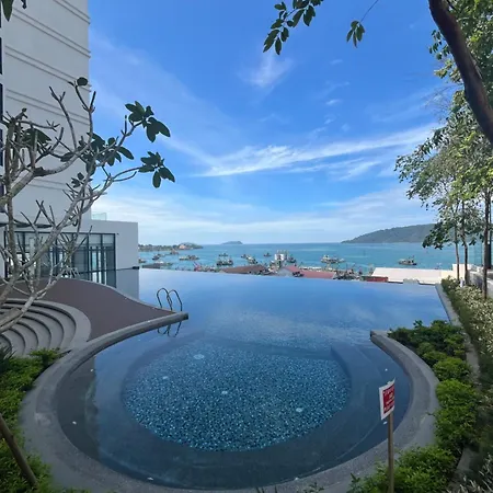 The Shore Kota Kinabalu 5Pax Family Room Exterior photo